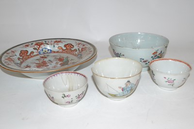 Lot 211 - An 18th Century Chinese bowl with an Imari...