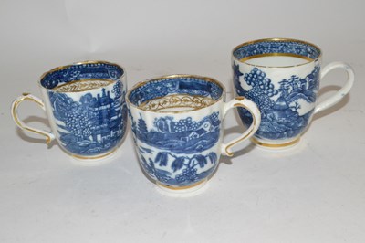 Lot 351 - Group of three Caughley coffee cups, circa...