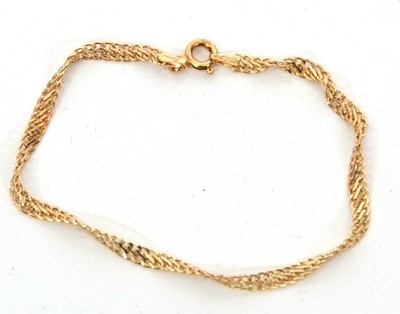 Lot 272 - A 9ct bracelet, the twisted fancy link...