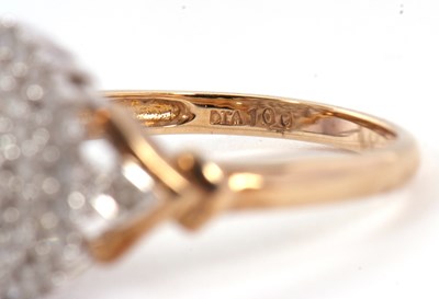 Lot 13 - A 9ct diamond cluster ring, the tiered cluster...