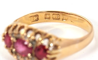 Lot 69 - An early 19th century ruby and diamond ring,...