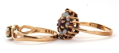 Lot 86 - Two 9ct opal rings: to include a 9ct opal and...