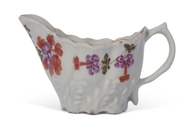 Lot 88 - Lowestoft Tulip Painter Ewer