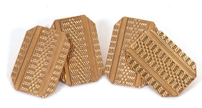 Lot 300 - A pair of 9ct cufflinks, the rectangular links...