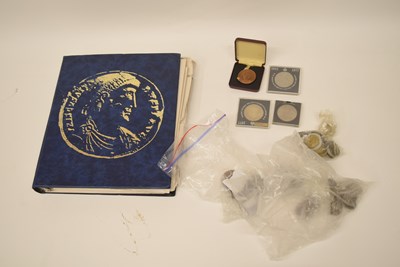 Lot 198 - Quantity and folder of mixed British...