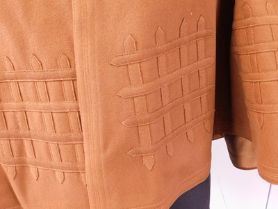 Lot 13 - An early 20th century lady's brown felt cape,...