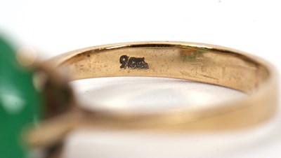 Lot 38 - A prasiolite ring, the round green prasiolite,...