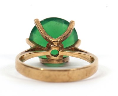 Lot 38 - A prasiolite ring, the round green prasiolite,...