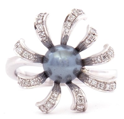 Lot 39 - Modern Tahitian grey split pearl and diamond...