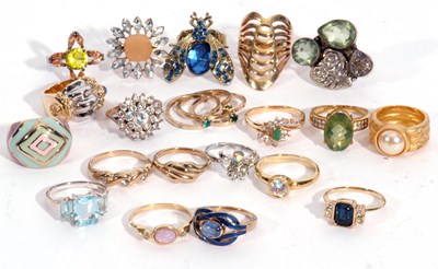 Lot 68 - Ring pad containing 20 various costume rings...