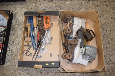 Lot 1104 - Two boxes of mixed vintage shed clearance...