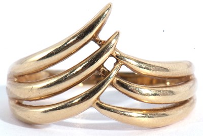 Lot 110 - Modern 9ct gold designer ring, a wishbone...