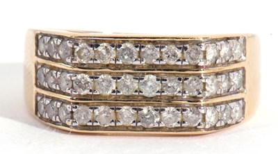 Lot 113 - Modern 9ct gold and diamond cluster ring, an...