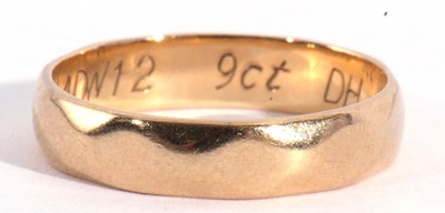 Lot 123 - 9ct stamped wedding ring, 1.9gms, size K/L