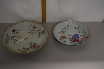 Lot 62 - An 18th Century Chinese porcelain dish with...