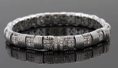 Lot 309 - A Roberto Coin 'Appassionata' 18ct white gold...