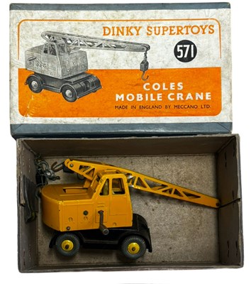 Lot 42 - A boxed Dinky Supertoys 571 Coles Mobile Crane