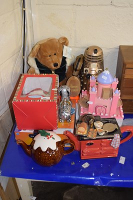 Lot 500 - Harrods 2001 teddy bear, Me to You boxed...