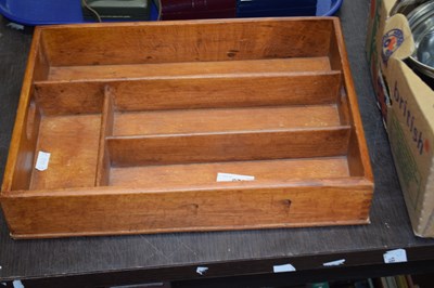 Lot 623 - Wooden cutlery tray