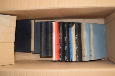 Lot 658 - Box of mixed books