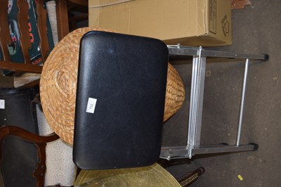 Lot 732 - Folding step stool and a laundry bin (2)
