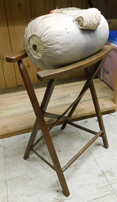 Lot 146 - A lace pillow and a quantity of lace, together...