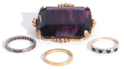 Lot 211 - Mixed Lot: precious metal, diamond and ruby...