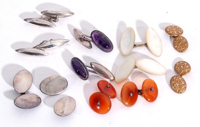 Lot 251 - Mixed Lot: five pairs of vintage cuff links to...