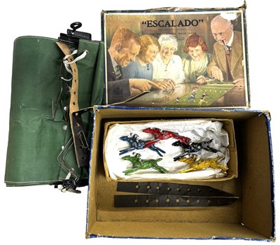 Lot 178 - A vintage boxed Escalado horse-racing game