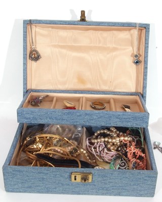 Lot 320 - Blue jewellery box and contents to include...