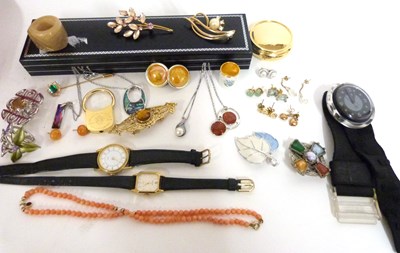 Lot 321 - Red leatherette jewel box containing costume...