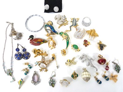 Lot 328 - Mixed Lot of mainly costume animal brooches...