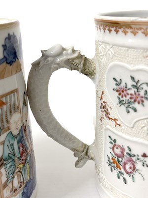 Lot 260 - Two 18th Century Chinese Export porcelain...