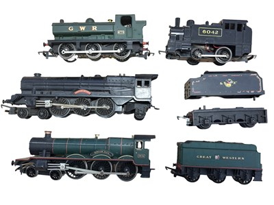 Lot 22 - A mixed lot of 00 gauge locomotives, to...
