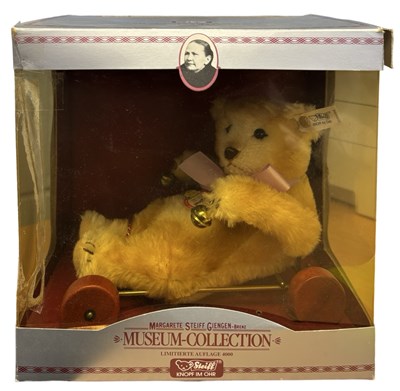 Lot 262 - A boxed Steiff limited edition Baby Bear in...