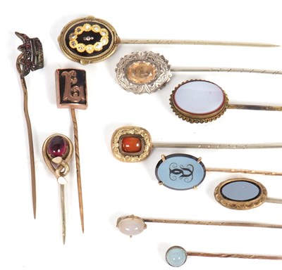 Lot 189 - A quantity of assorted stick pins: to include...