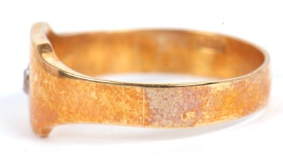 Lot 15 - A single stone diamond ring, set with an old...
