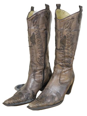 Lot 94 - A pair of Moda in Pelle brown leather cowboy...