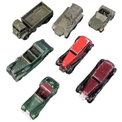 Lot 99 - Various military and other  Dinky Toys