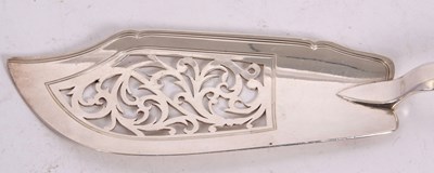 Lot 77 - A Victorian silver fiddle pattern fish slice...