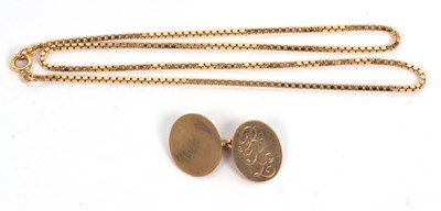 Lot 149 - A box link necklace and single cufflink: the...