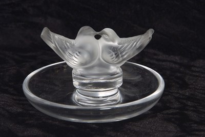 Lot 4 - Lalique Glass "Deux Colombes" Cendrier etched...