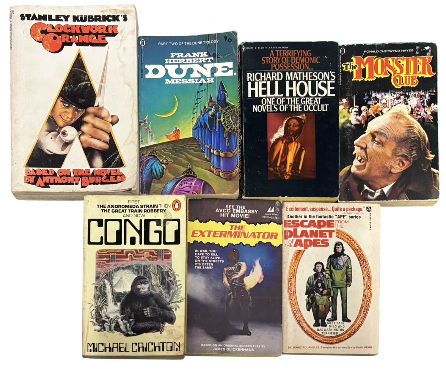 Lot 49 - VINTAGE HORROR / SCI-FI PAPERBACK NOVELS: 7...