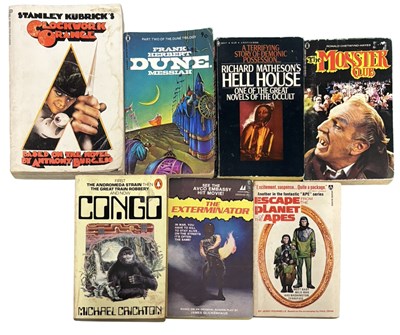 Lot 49 - VINTAGE HORROR / SCI-FI PAPERBACK NOVELS: 7...