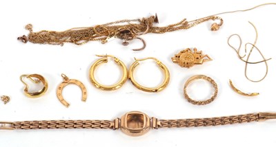 Lot 123 - A mixed lot of gold and yellow metal jewellery:...