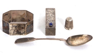 Lot 102 - Mixed Lot: A George V silver serviette ring of...
