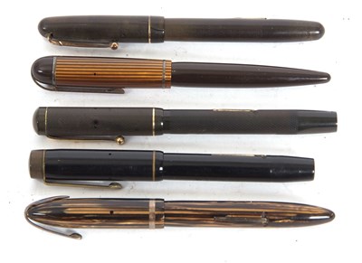 Lot 148 - Five early 20th Century fountain pens to...