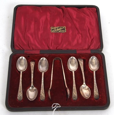 Lot 178 - A cased set of Edwardian tongs and six...