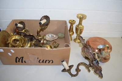 Lot 6 - MIXED LOT BRASS WALL LIGHT FITTINGS, VARIOUS...
