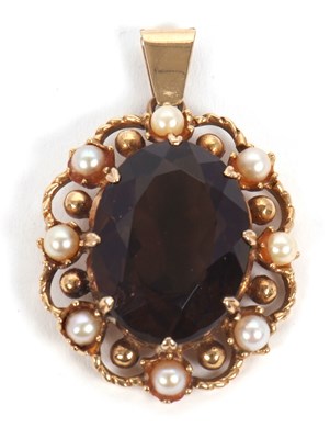 Lot 76 - A 9ct smokey quartz and cultured pearl pendant,...